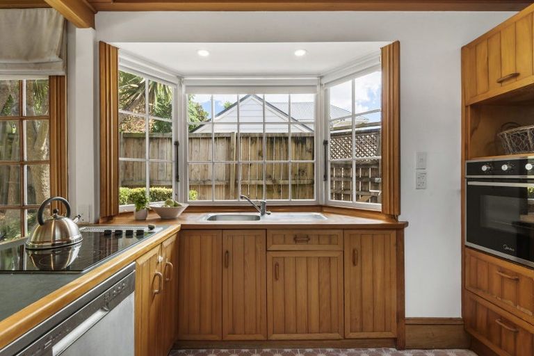 Photo of property in 17 Gunson Street, Freemans Bay, Auckland, 1011