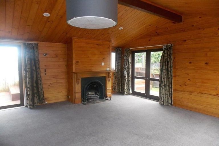 Photo of property in 156 Conclusion Street, Ascot Park, Porirua, 5024