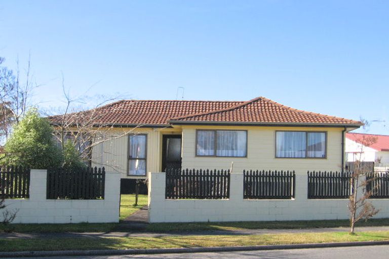 Photo of property in 29 Odlin Crescent, Nawton, Hamilton, 3200