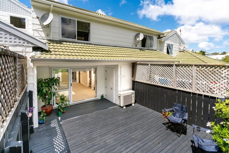 Photo of property in 5f Duke Street, Mount Victoria, Wellington, 6011
