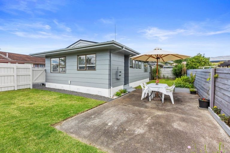 Photo of property in 406a Ngatai Road, Bellevue, Tauranga, 3110