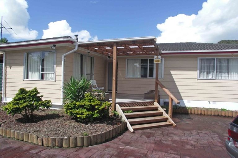 Photo of property in 23 Balloch Street, Randwick Park, Auckland, 2105