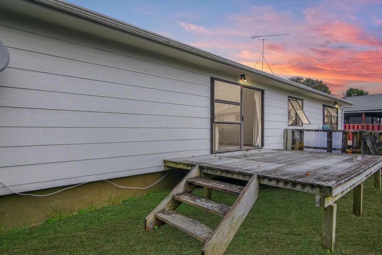 Photo of property in 2/48 Coxhead Road, Manurewa, Auckland, 2102