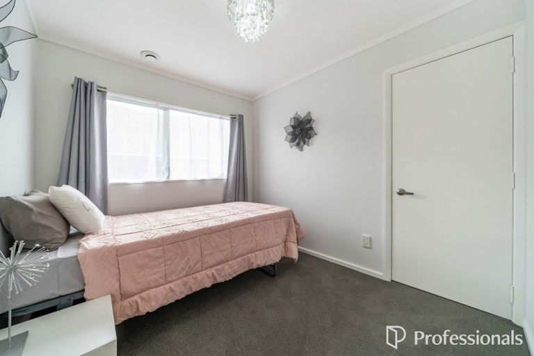 Photo of property in 10 Cottle Heath Close, Manor Park, Lower Hutt, 5019