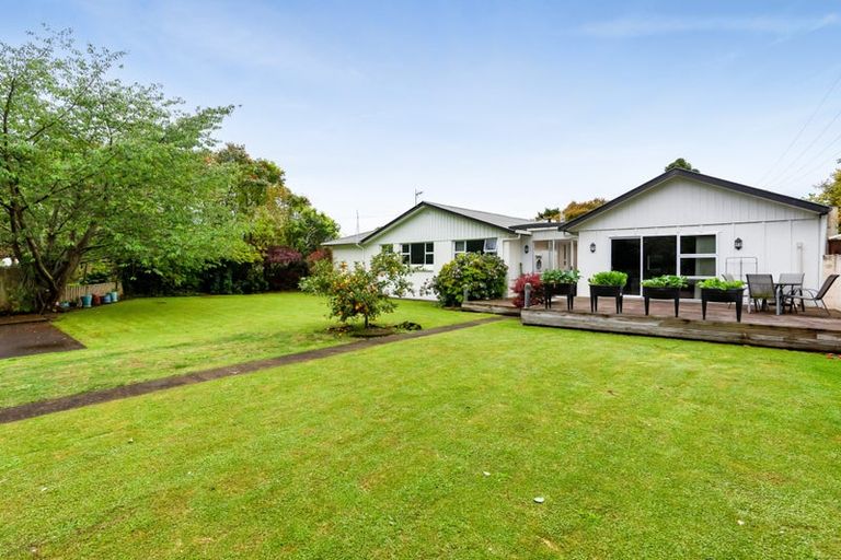 Photo of property in 116 Paraite Road, Paraite, New Plymouth, 4373