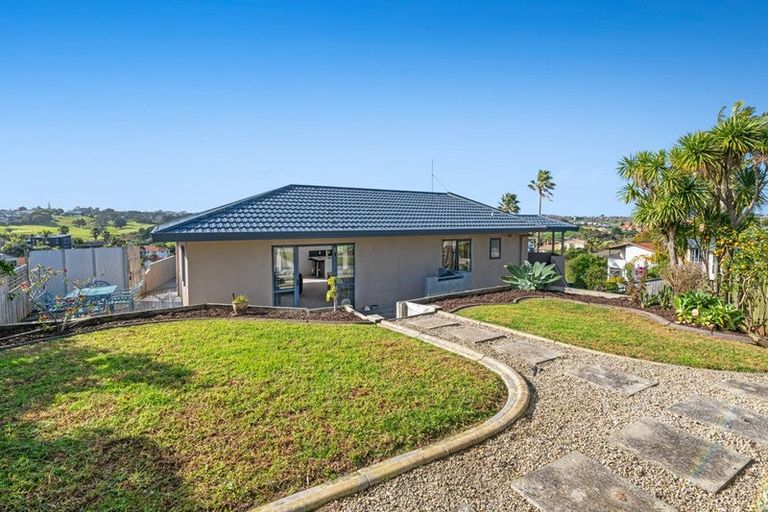 Photo of property in 18 Roseville Road, Gulf Harbour, Whangaparaoa, 0930