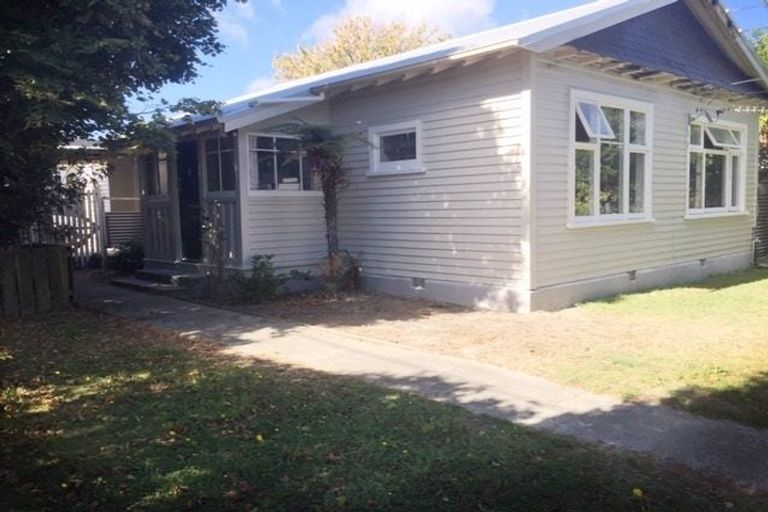 Photo of property in 126 Simeon Street, Spreydon, Christchurch, 8024