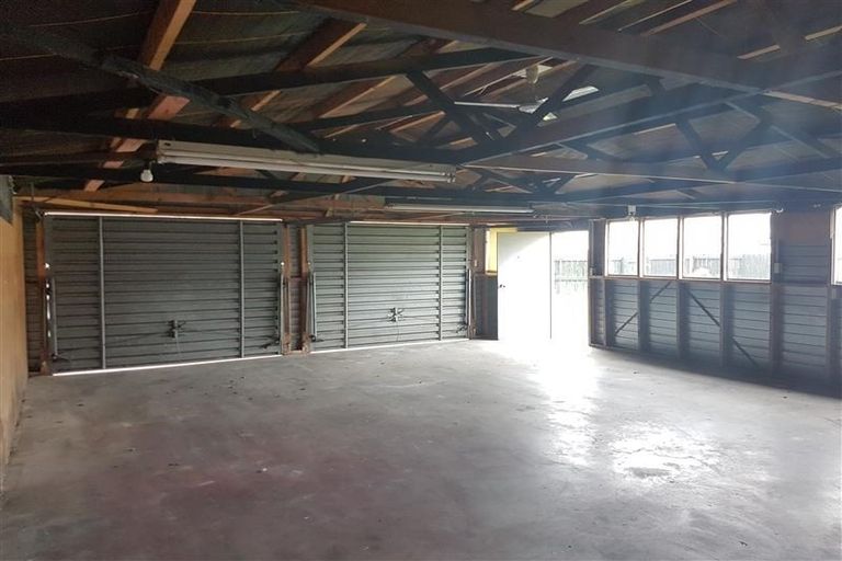 Photo of property in 20 Cargill Grove, Kelvin Grove, Palmerston North, 4414