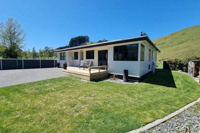 Photo of property in 299 Whangamata Road, Kinloch, Taupo, 3377