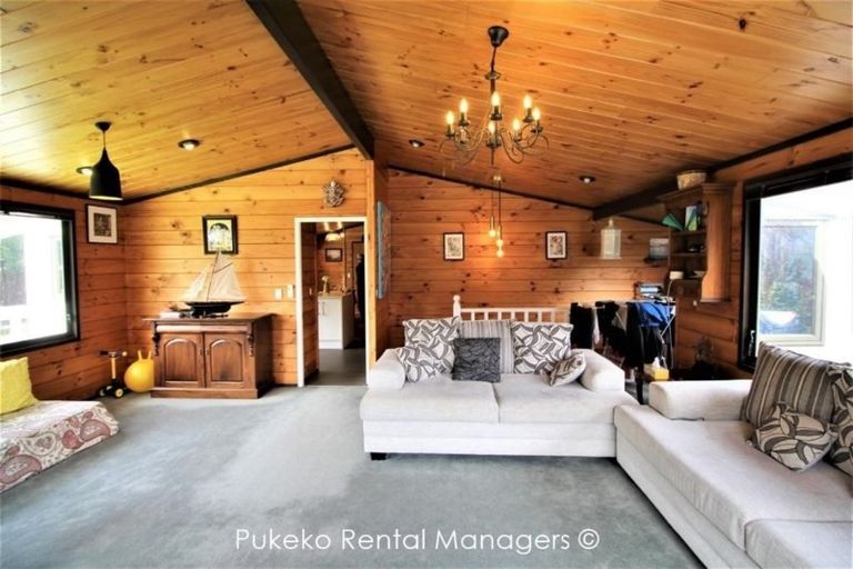 Photo of property in 25 Derrimore Heights, Clover Park, Auckland, 2019