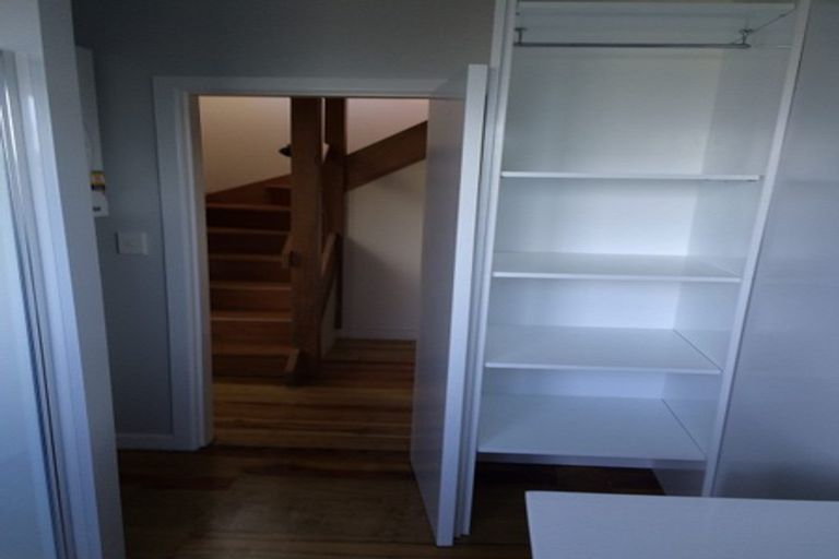 Photo of property in 31 Highbury Road, Highbury, Wellington, 6012