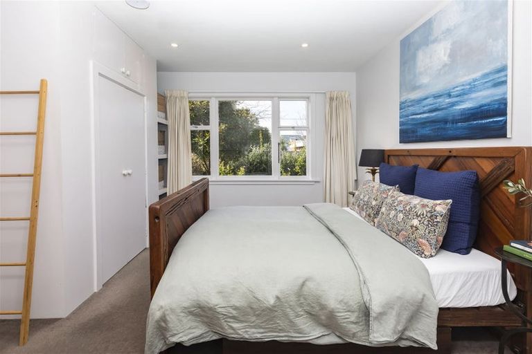 Photo of property in 7 Alpha Avenue, Strowan, Christchurch, 8052