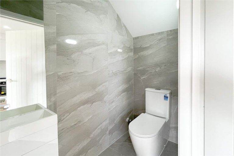 Photo of property in 15f Parkinson Avenue, Wesley, Auckland, 1041