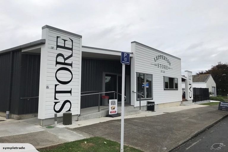 Photo of property in 31 Smith Street, Lepperton, New Plymouth, 4373