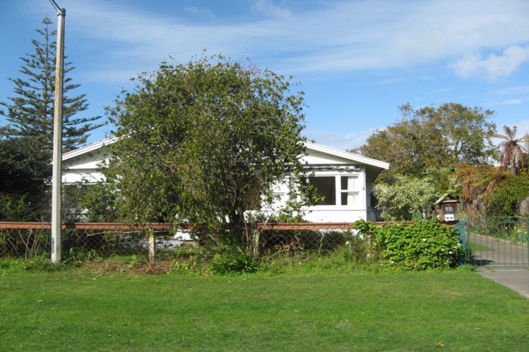 Photo of property in 32 Pipi Street, Te Awanga, 4102