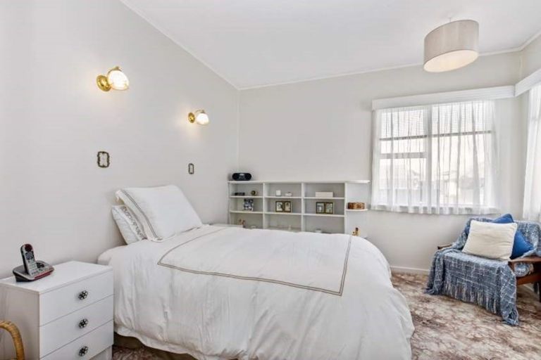 Photo of property in 137 Gills Road, Half Moon Bay, Auckland, 2014