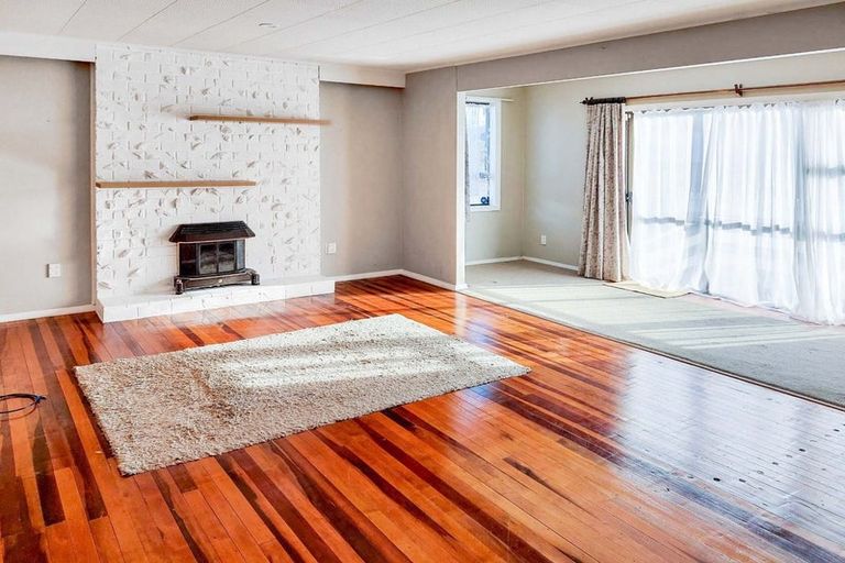 Photo of property in 14 Best Street, Wainuiomata, Lower Hutt, 5014