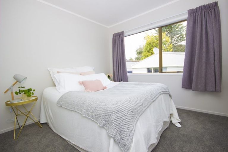 Photo of property in 15 Rangataua Place, Manurewa, Auckland, 2102