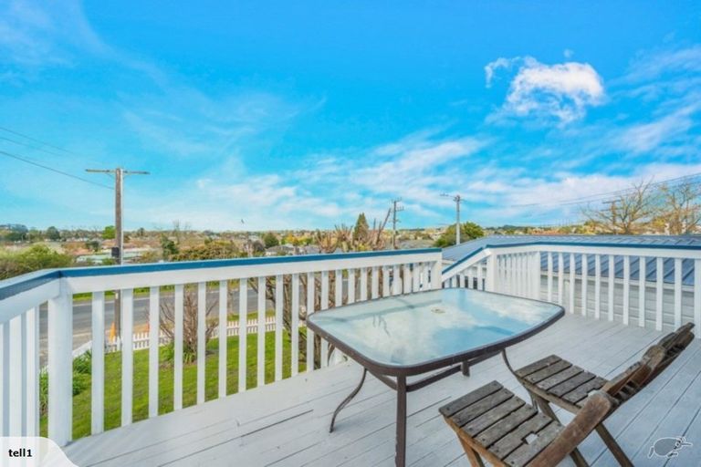 Photo of property in 2/90 Mahoe Street, Melville, Hamilton, 3206