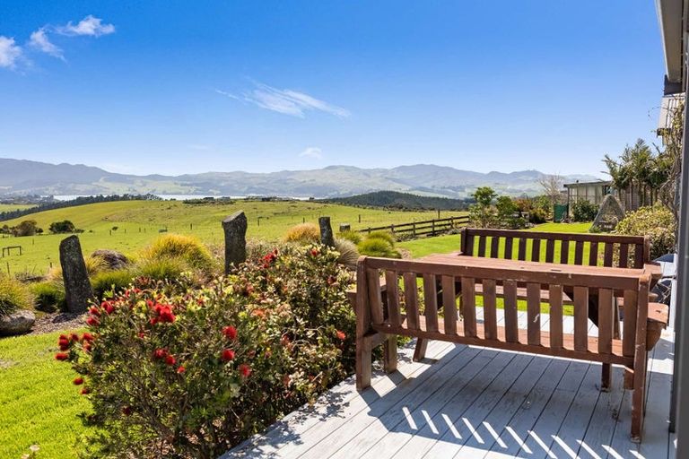 Photo of property in 601 Cable Bay Block Road, Cable Bay, 0420