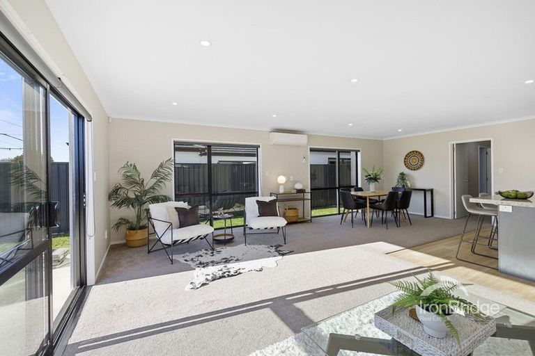 Photo of property in 40 Te Kaeaea Crescent, Wallaceville, Upper Hutt, 5018