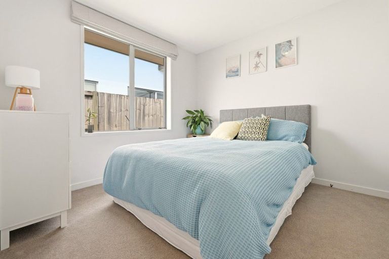 Photo of property in 11 Coutts Street, Papamoa Beach, Papamoa, 3118