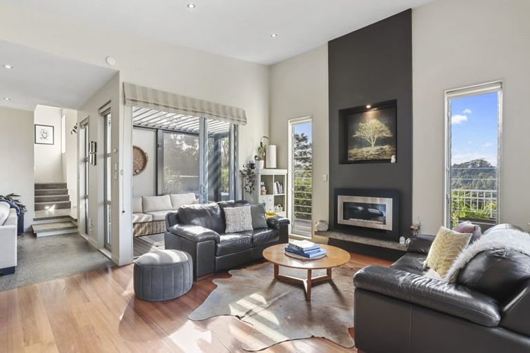 Photo of property in 9 Bendalls Lane, Oratia, Auckland, 0604