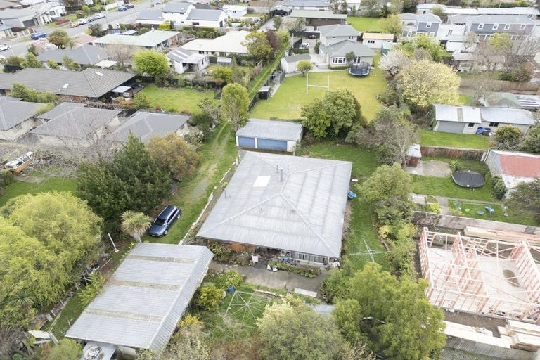 Photo of property in 9b Grassmere Street, Papanui, Christchurch, 8052