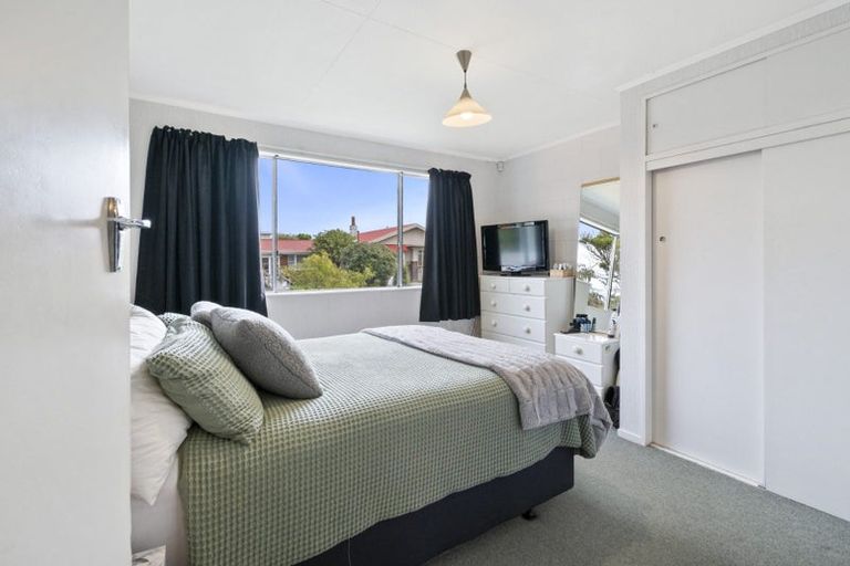 Photo of property in 2b Karaka Street, Hokowhitu, Palmerston North, 4410