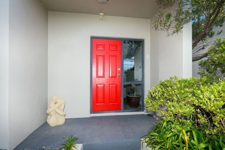 Photo of property in 4 Atamira Close, Churton Park, Wellington, 6037