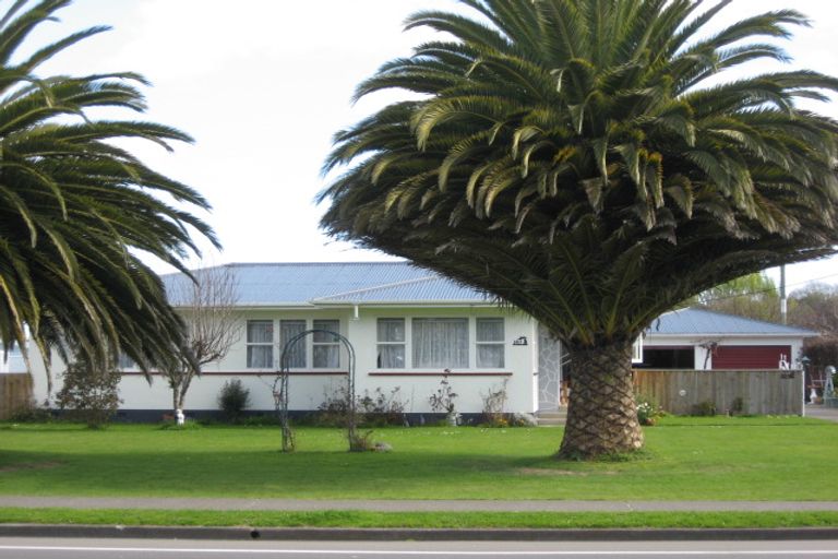 Photo of property in 183 Bridge Street, Bulls, 4818