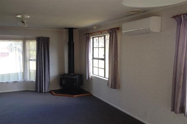 Photo of property in 12 Abilene Crescent, Churton Park, Wellington, 6037