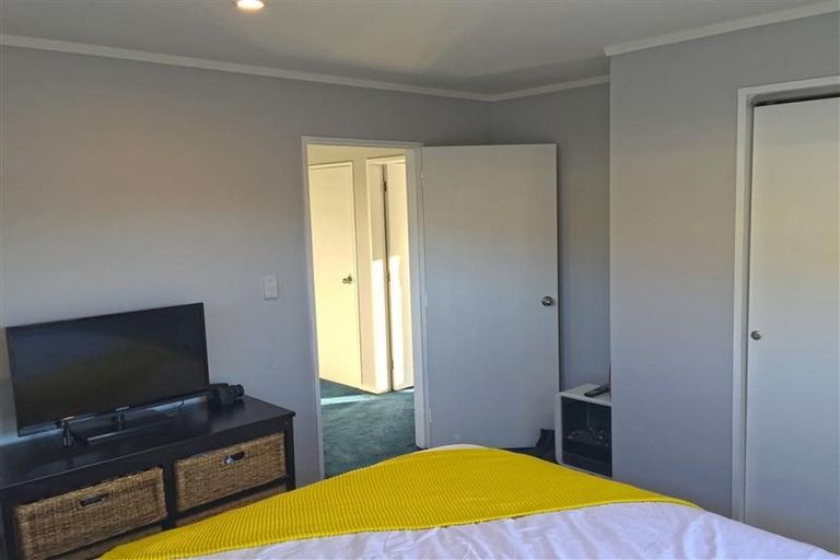 Photo of property in 2/19 Colson Street, Avalon, Lower Hutt, 5011