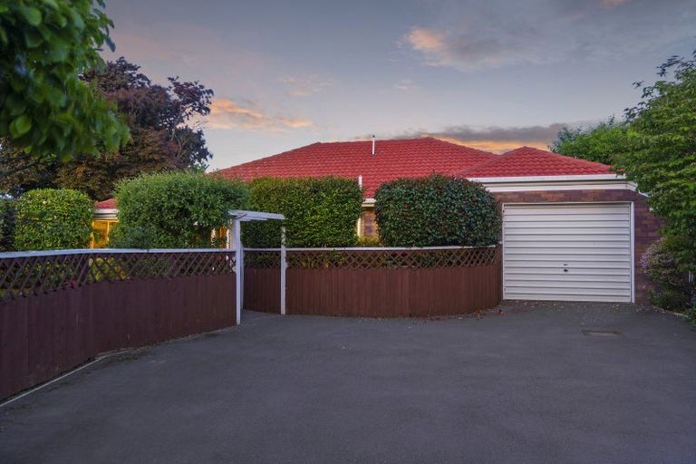 Photo of property in 2/57a Rose Street, Somerfield, Christchurch, 8024