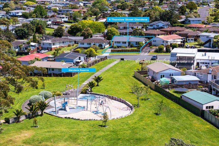 Photo of property in 6 Thornlow Street, Glendene, Auckland, 0602