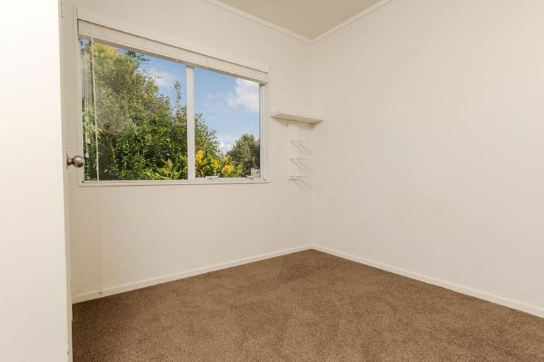Photo of property in 1a Helena Street, Massey, Auckland, 0614