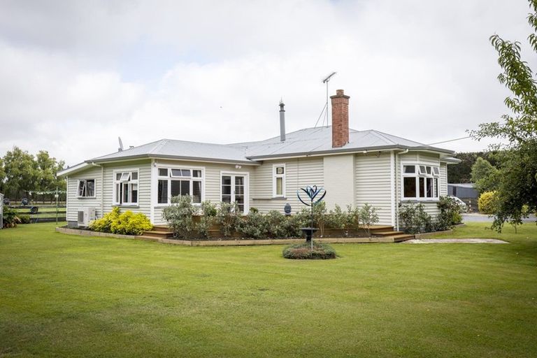 Photo of property in 157 Rakaia Barrhill Methven Road, Rakaia, 7784