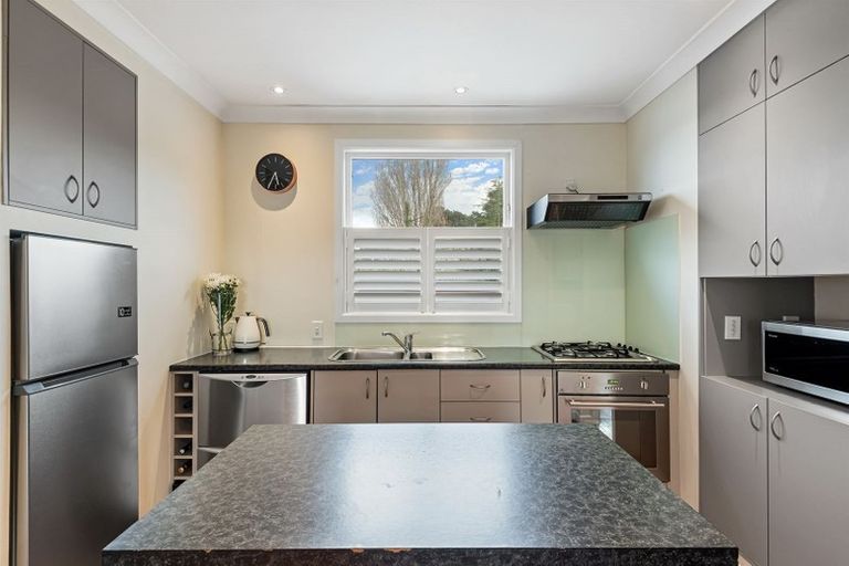 Photo of property in 1/42 Manuka Road, Glenfield, Auckland, 0629