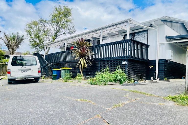 Photo of property in 1/16 Sarajevo Place, Massey, Auckland, 0614