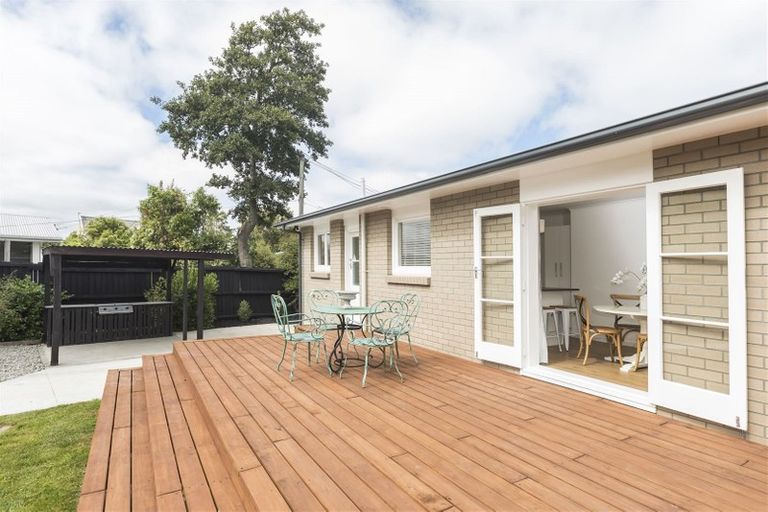 Photo of property in 112a Cranford Street, St Albans, Christchurch, 8014