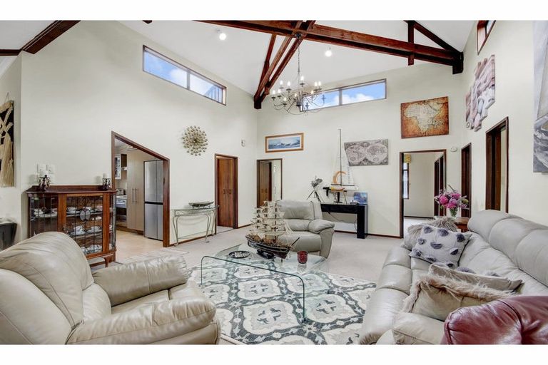 Photo of property in 37 Chinnerys Road, Woodend, 7610