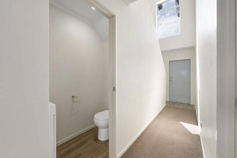 Photo of property in 5/215 Massey Street, Frankton, Hamilton, 3204