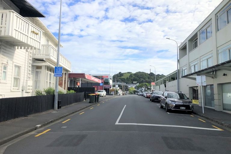 Photo of property in 7 Queens Parade, Devonport, Auckland, 0624