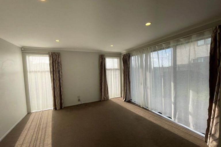 Photo of property in 20 Hirimate Place, Flat Bush, Auckland, 2019