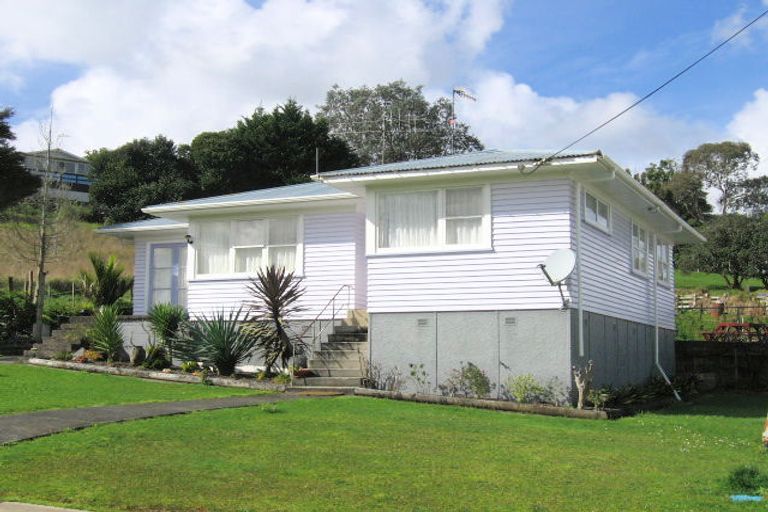 Photo of property in 37 Charles Street, Te Kamo, Whangarei, 0112