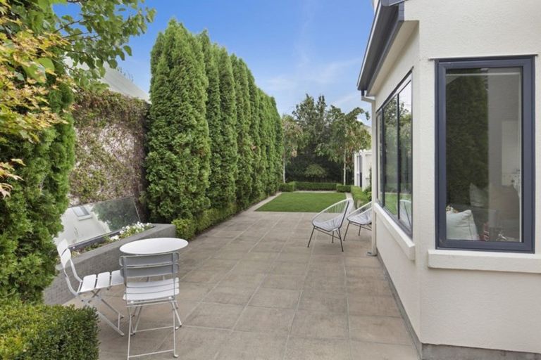 Photo of property in 142a Innes Road, St Albans, Christchurch, 8052