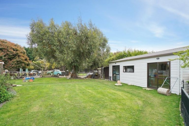 Photo of property in 35 Chinnerys Road, Woodend, 7610