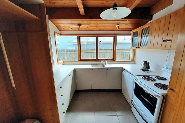 Photo of property in 1/46 Halberg Street, Glenfield, Auckland, 0629