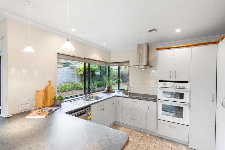 Photo of property in 1 Roseash Lane, Levin, 5510