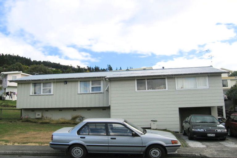 Photo of property in 3 Dunsandel Grove, Silverstream, Upper Hutt, 5019